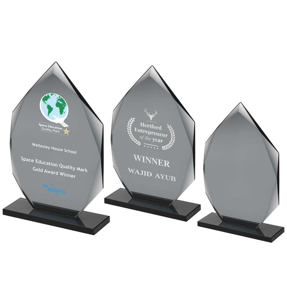 SMOKED BLACK GLASS DIAMOND PLAQUE (10mm THICK) SMOKED BLACK GLASS DIAMOND PLAQUE (10mm THICK)